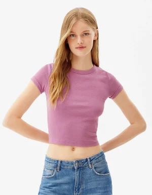 Camiseta manga corta ajustada-BERSHKA Outlet