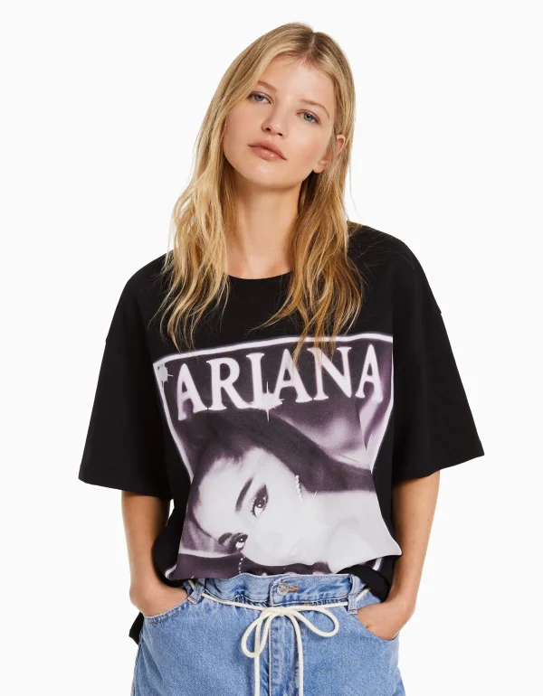 Camiseta manga corta print Ariana Grande-BERSHKA New