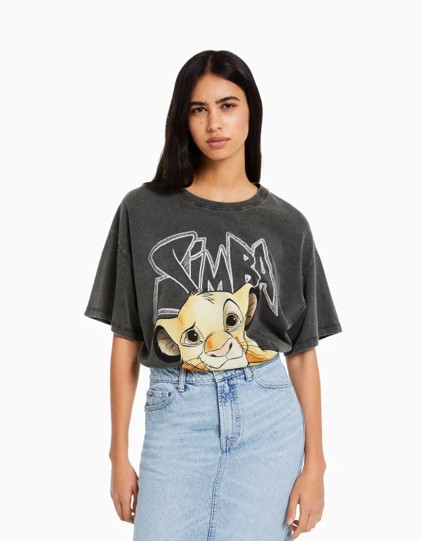 Camiseta manga corta print Simba-BERSHKA Outlet