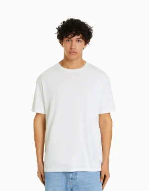 Camiseta manga corta regular fit-BERSHKA Hot