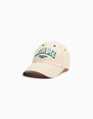 Gorra varsity-BERSHKA Fashion