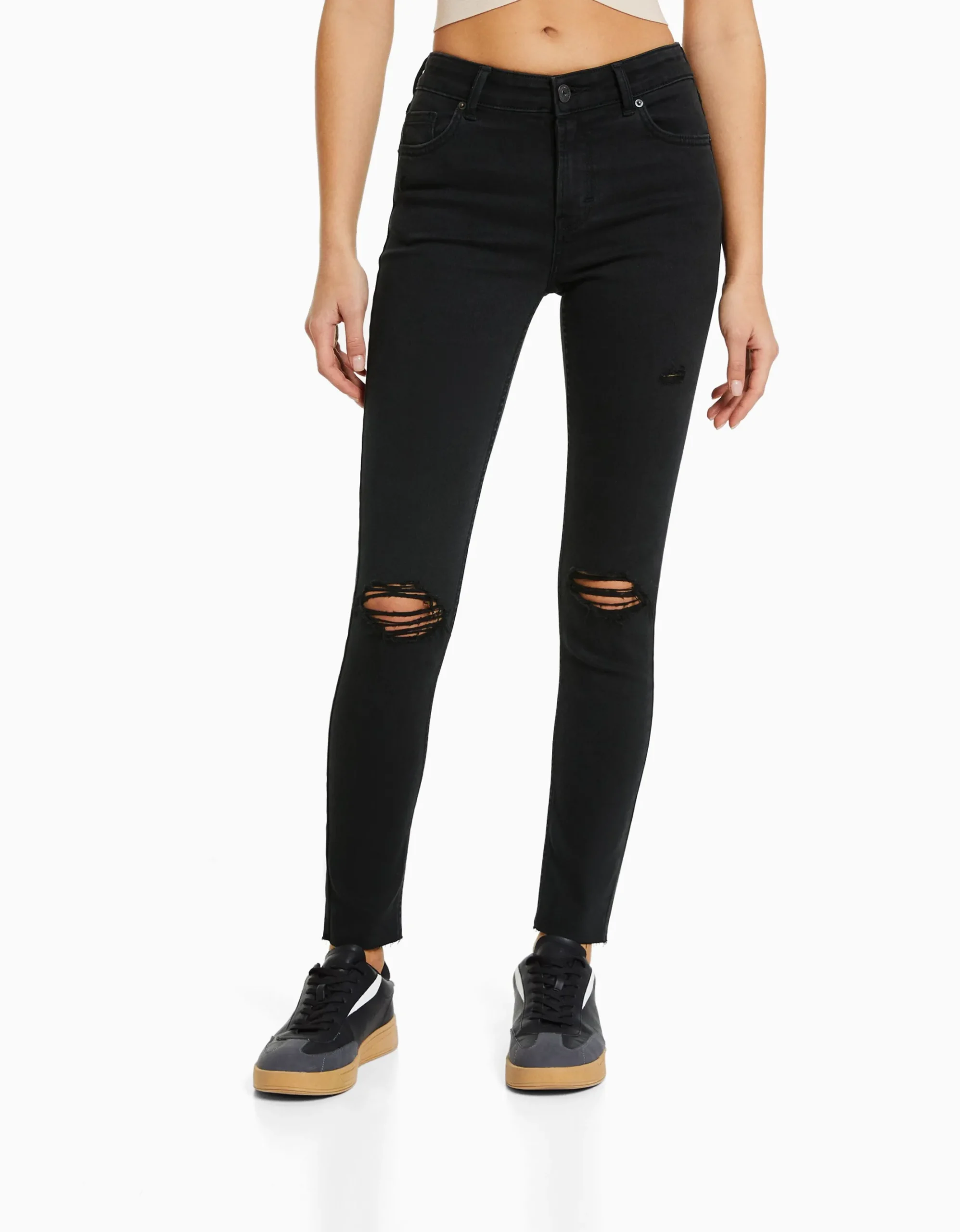 Jeans skinny vintage tiro bajo-BERSHKA Outlet