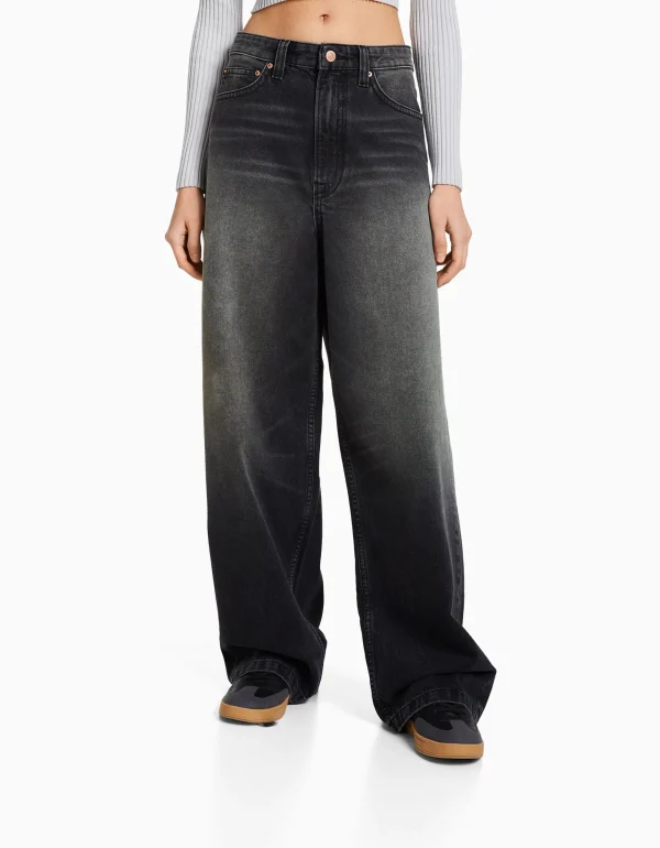 Jeans super baggy efecto desgastado-BERSHKA New