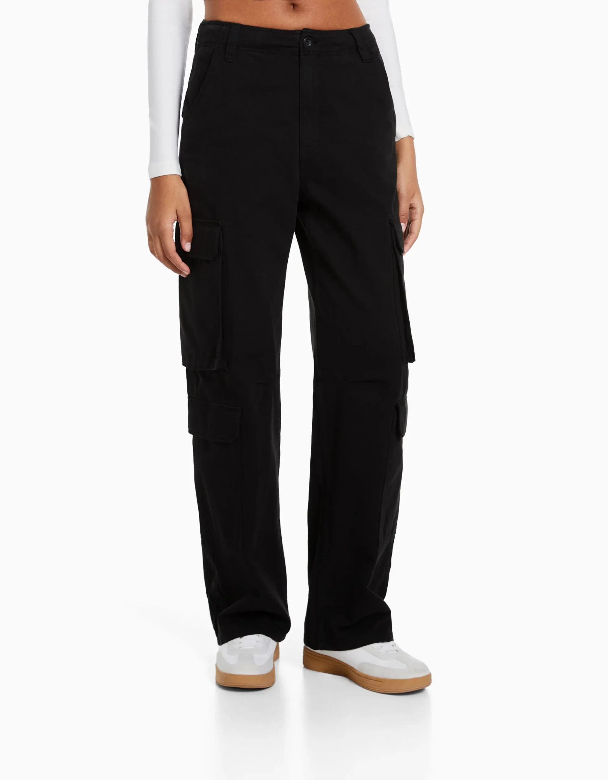 Pantalón cargo sarga multipocket ajustable-BERSHKA Outlet