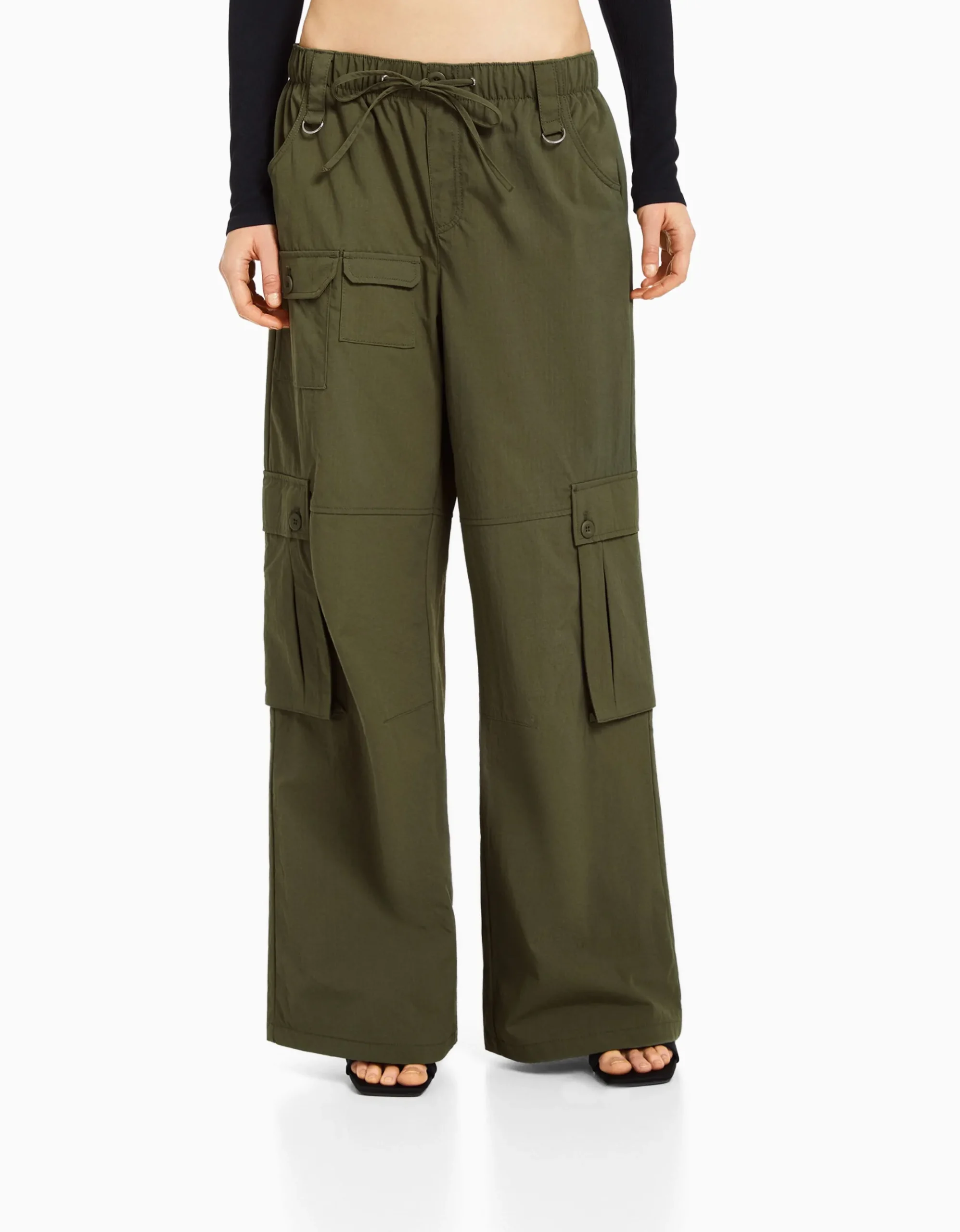 Pantalón cargo wide leg multipocket-BERSHKA Shop