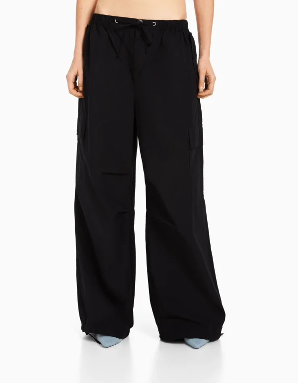 Pantalón jogger cargo parachute-BERSHKA New