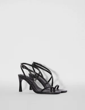 Sandalia tacón fino tiras-BERSHKA Outlet